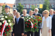 Złożenie kwiatów pod Grobem Nieznanego Żołnierza  