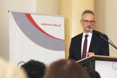 Konferencja "Jak organizować i prowadzić proces kształcenia i wychowania w szkole?"  