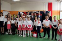 Uroczyste obchody 101. rocznicy odzyskania niepodległości w Szkole Podstawowej w Żdżarach