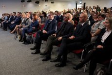 Podsumowanie akcji „Paczka na Kresy” Boże Narodzenie 2019 sala zapełniona uczestnikami konferencji 