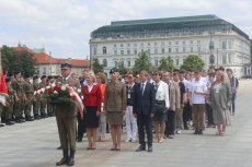 Aurelia Michałowska, MKO z uczestnikami konkursu złożyła wieniec przy Grobie Nieznanego Żołnierza w Warszawie  