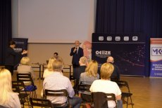 Zdjęcia z odbytych konferencji 