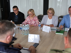 Bezpieczne wakacje 2025 - posiedzenie Mazowieckiego Wojewódzkiego Zespołu Zarządzania Kryzysowego