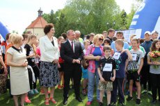 Dyrektor Delegatury w Ciechanowie Agata Pawłowska, Irena Szewińska, Burmistrz Miasta Pułtusk Krzysztof Nuszkiewicz, Mazowiecka Kurator Oświaty  